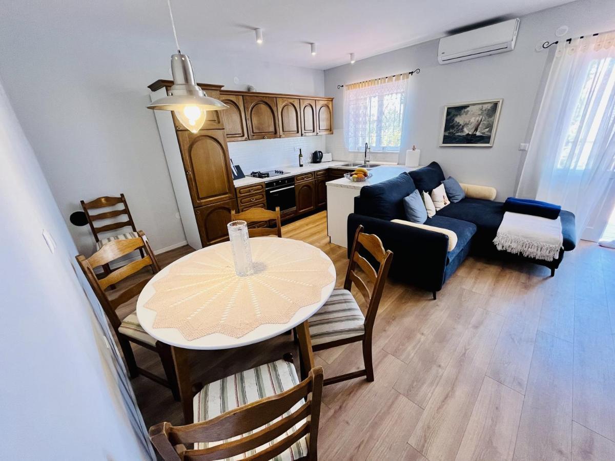 Apartments And Rooms With Parking Space Makarska - 18028 Dış mekan fotoğraf